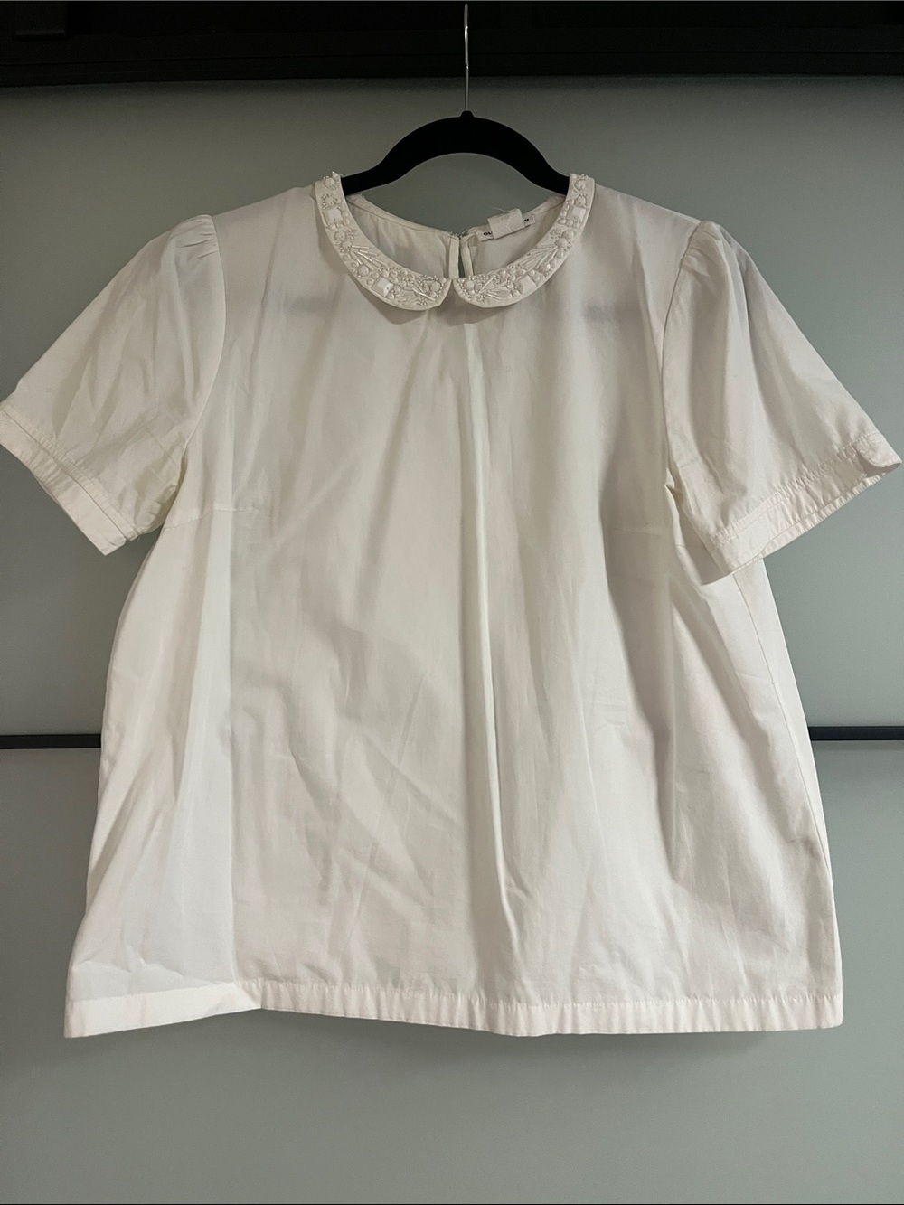 Club Monaco White Embroidered Peter Pan Collar Top